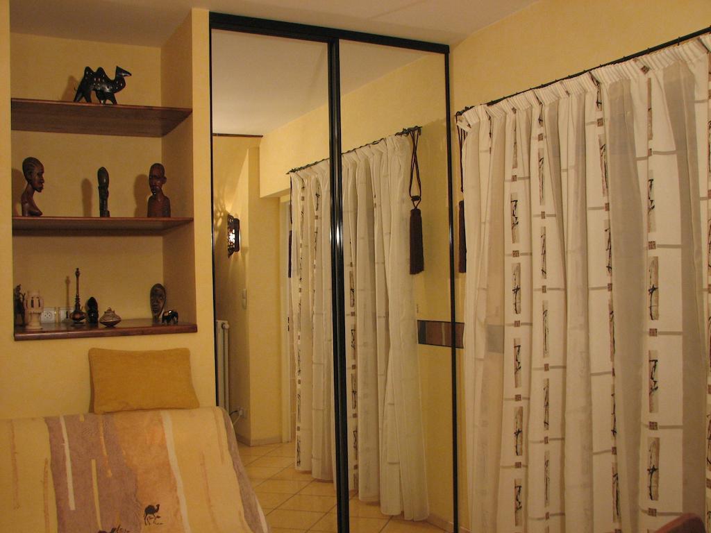 Le Pas De L'Ane Chambres D'Hotes Saint-Ondras Kamer foto